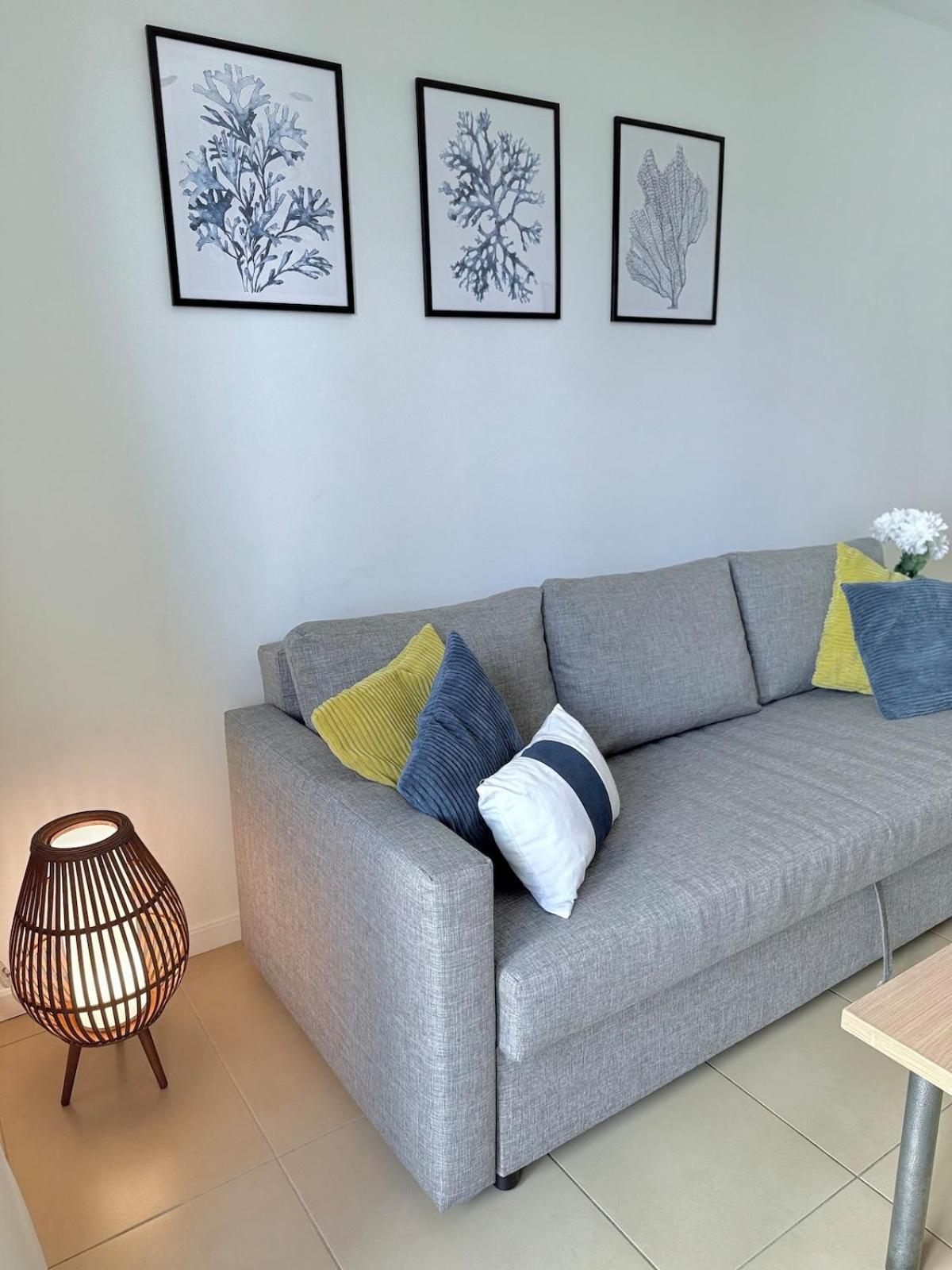 Appartement Costa Beach, Pool And Parking
